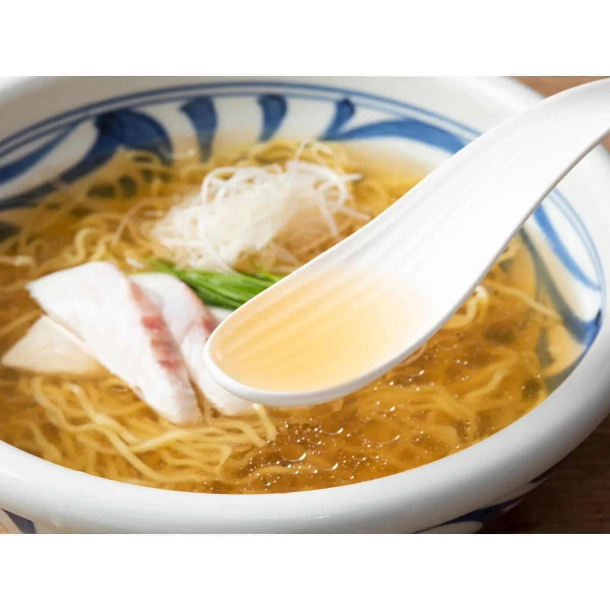 Tabete Mie Snapper Salt Soup Ramen 三重縣真鯛鹽拉麵 | Sim Sim Foods