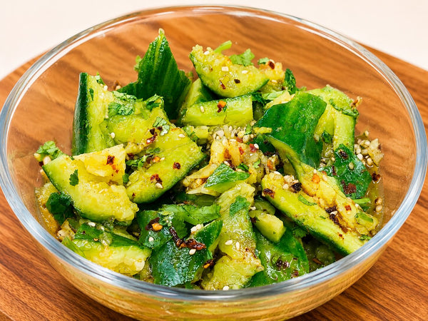 Chinese Smashed Cucumber Salad Recipe 香辣拍青瓜食譜
