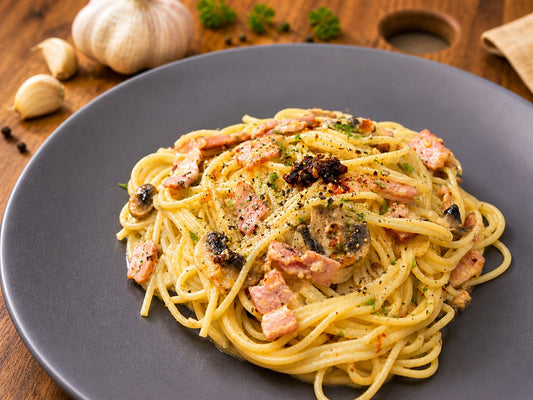 Spicy Bacon and Mushroom Pasta Recipe 香辣煙肉蘑菇白汁意粉食譜