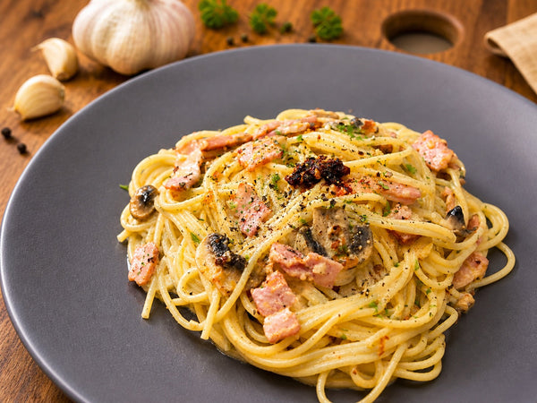 Spicy Bacon and Mushroom Pasta Recipe 香辣煙肉蘑菇白汁意粉食譜
